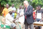 Fête de la Tabaski : L'ONG FOSAPA distribue de la viande aux personnes vulnérables